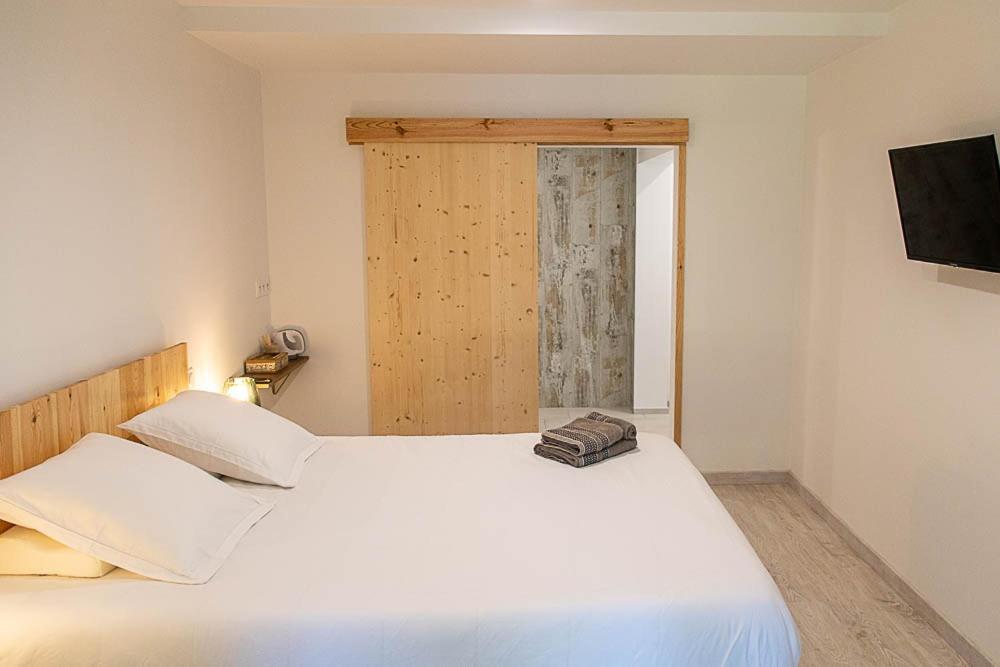 Au Detour Des Vignes Bed and Breakfast Ordonnac Εξωτερικό φωτογραφία